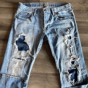 American Eagle light blue Jean slim straight 32 x 34